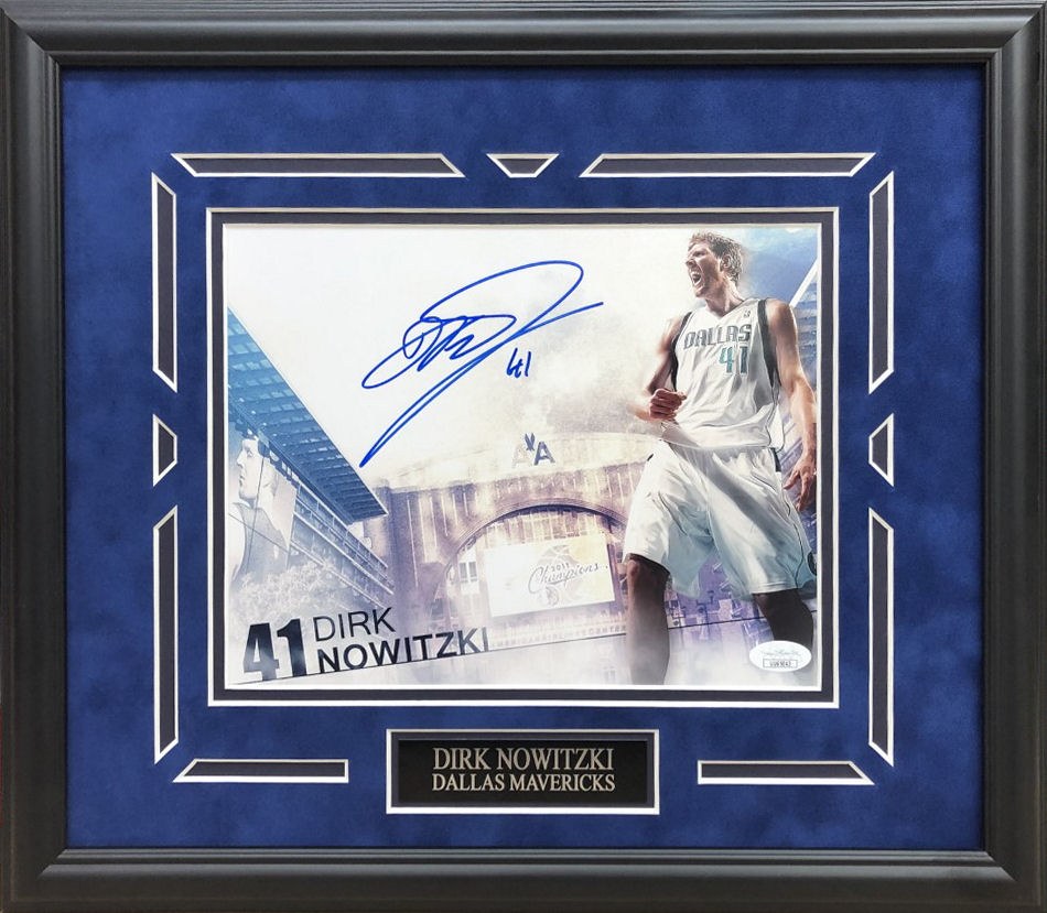 Dirk nowitzki hot sale signed memorabilia